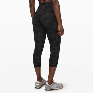 Lululemon Wunder Under Luxtreme 21” Leggings